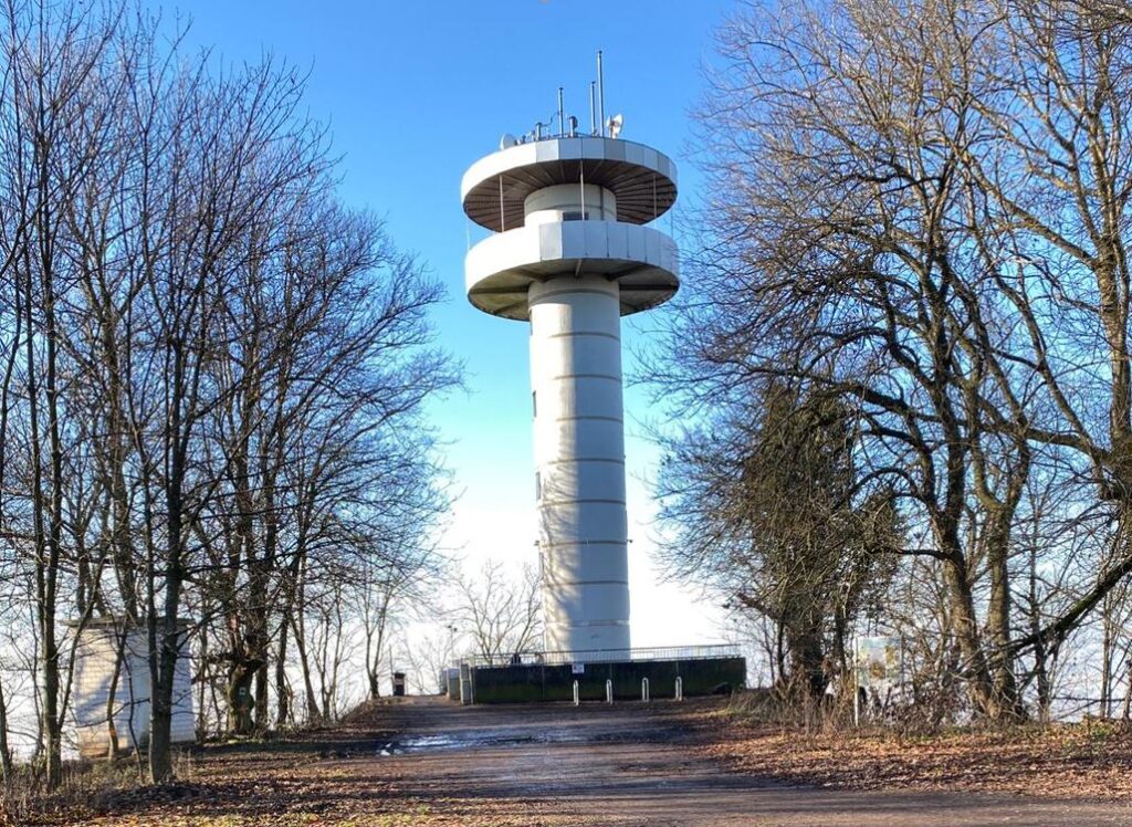 Melibokus Turm Bensheim Auerbach
