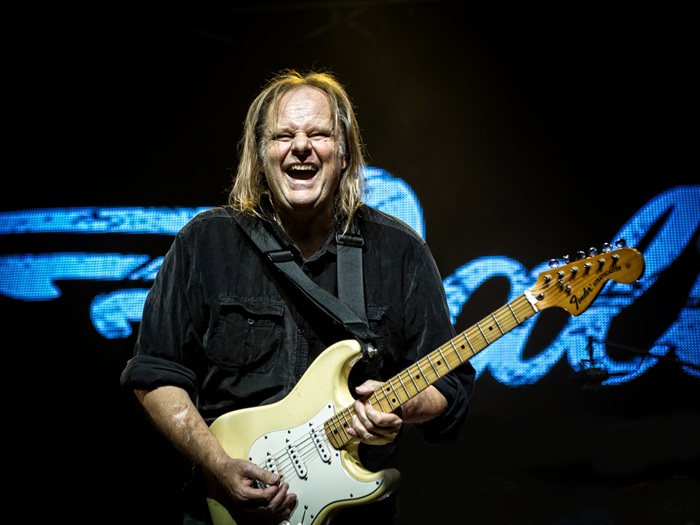 Walter Trout (USA) ´SIGN OF THE TIMES – Part II` European Tour 2026